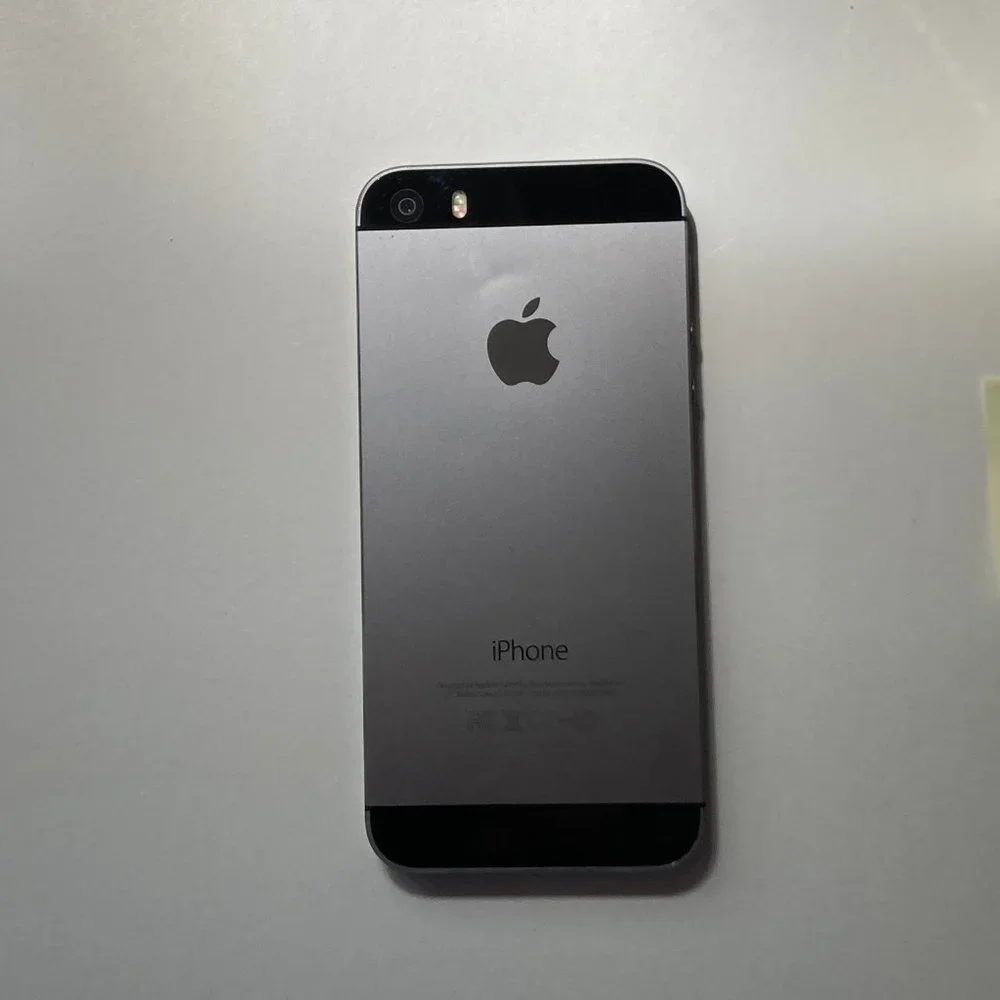 Apple iPhone 5S 32 GB A1533 Space Grey